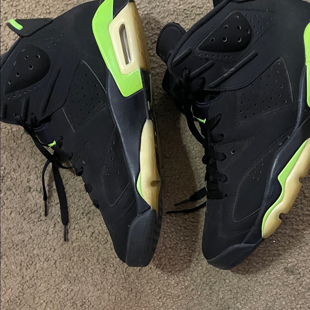 Jordan Black and Neon Green Retro 6 Men's Shoes